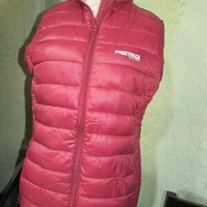 Free Track Soft Nylon Puffer Vest XL EUC Maroon Zip Up Lightweight Sleeveless